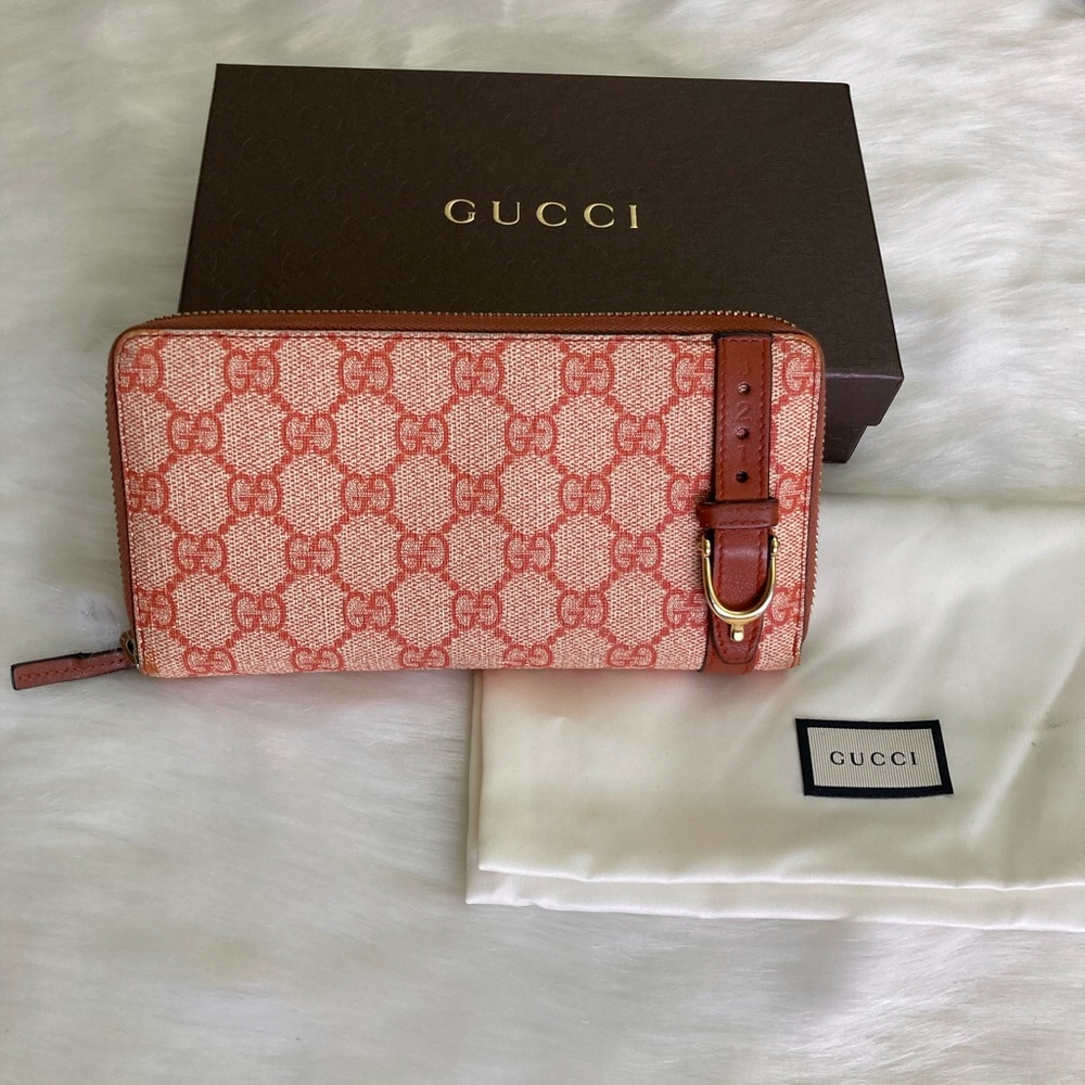 Authentic Gucci Reddish-Orange Zip Around Wallet
